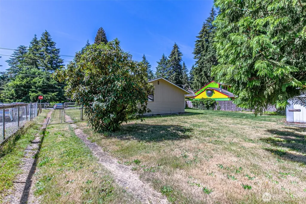 2524 70th Avenue SW Tumwater WA 98512