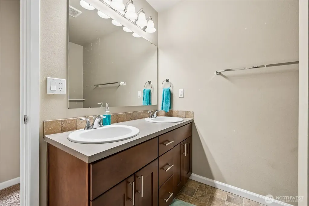 14440 99th Way SE Yelm WA 98597