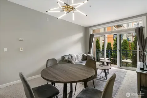 2415 2nd Avenue Seattle WA 98121