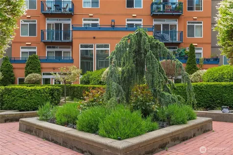 2415 2nd Avenue Seattle WA 98121