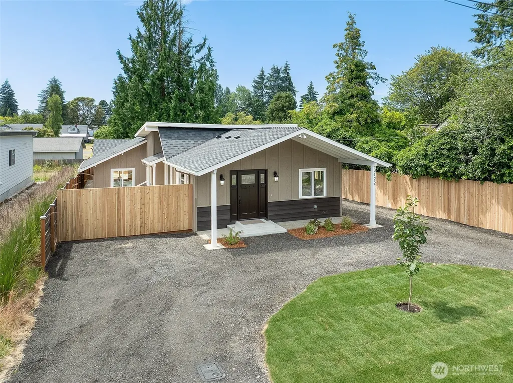 3122 Oas Drive W University Place WA 98466