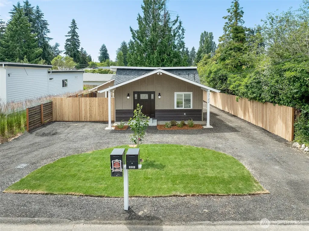 3122 Oas Drive W University Place WA 98466