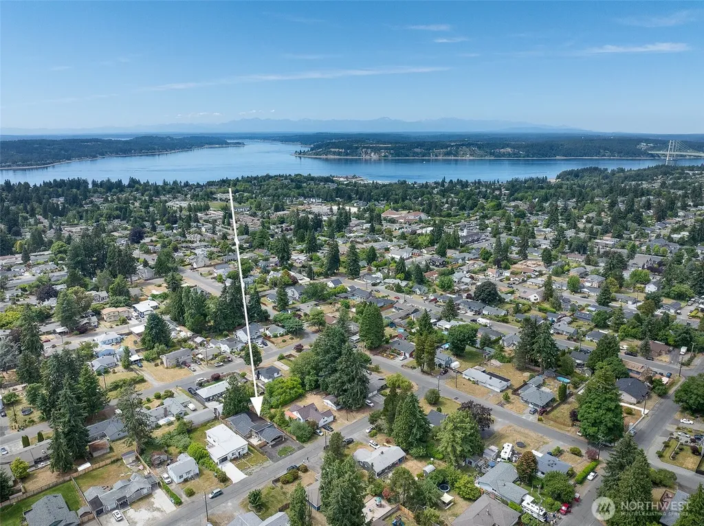 3122 Oas Drive W University Place WA 98466