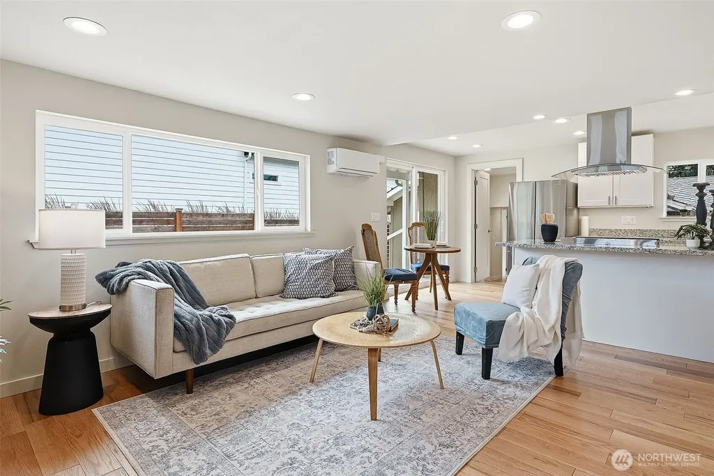 3122 Oas Drive W University Place WA 98466