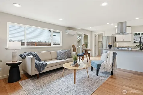 3122 Oas Drive W University Place WA 98466