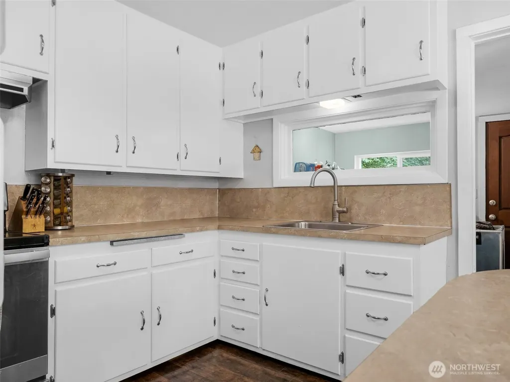 15711 Birch Street Long Beach WA 98631