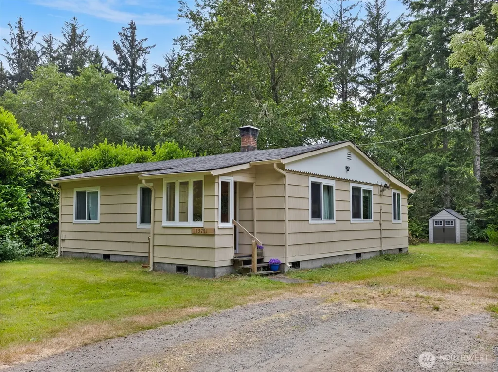 15711 Birch Street Long Beach WA 98631