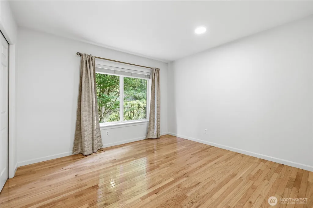 5107 188th Place NE Sammamish WA 98074