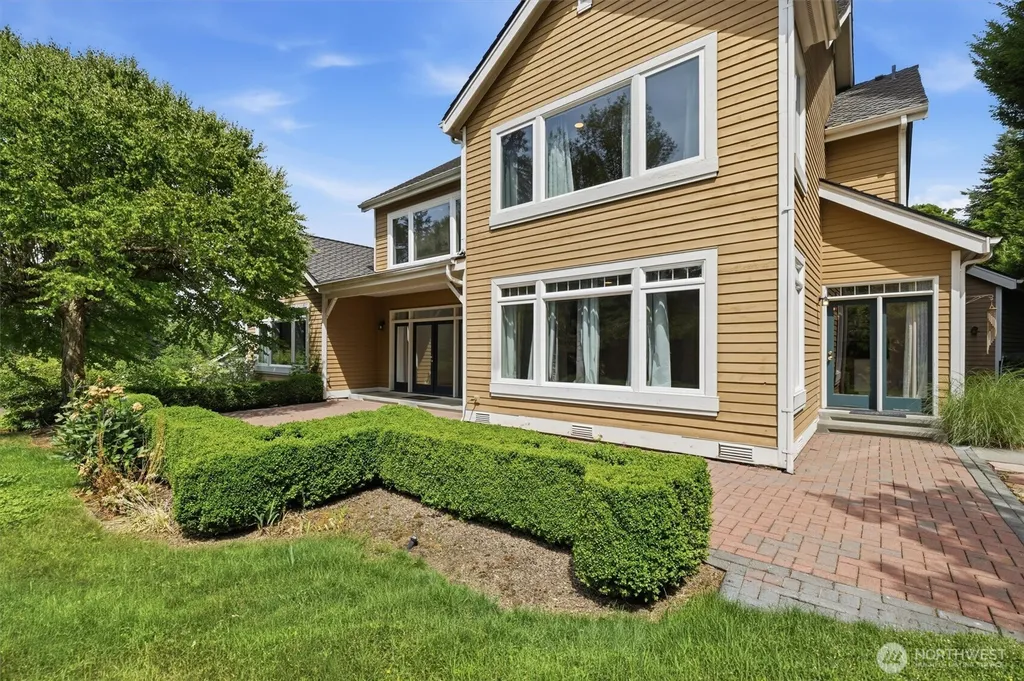 5107 188th Place NE Sammamish WA 98074