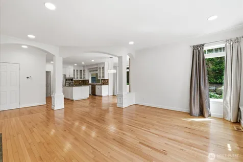 5107 188th Place NE Sammamish WA 98074