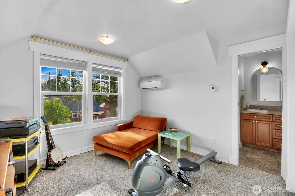 1319 S 13th Street Mount Vernon WA 98274