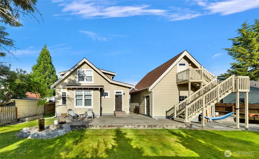1319 S 13th Street Mount Vernon WA 98274
