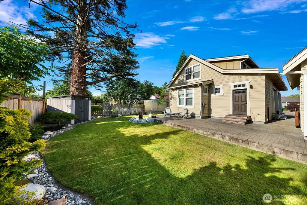 1319 S 13th Street Mount Vernon WA 98274