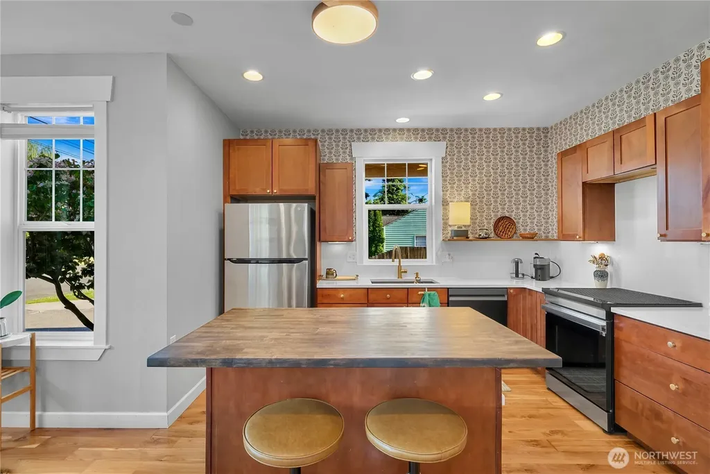 1319 S 13th Street Mount Vernon WA 98274