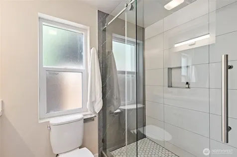 14338 Ashworth Avenue N Seattle WA 98133