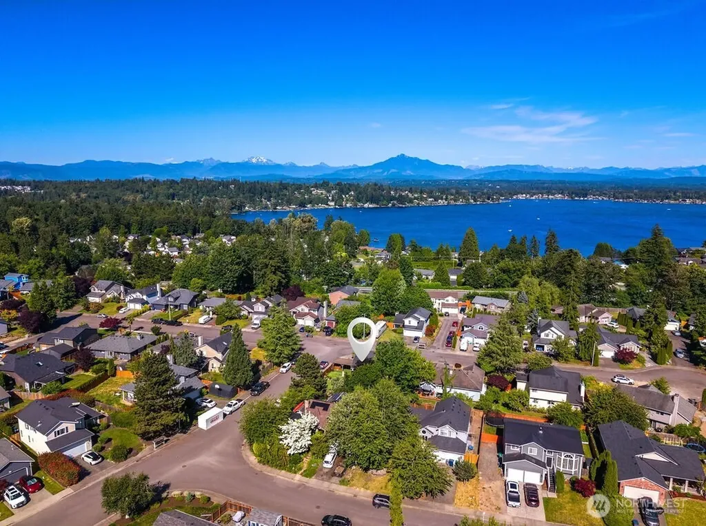 1412 90th Drive NE Lake Stevens WA 98258