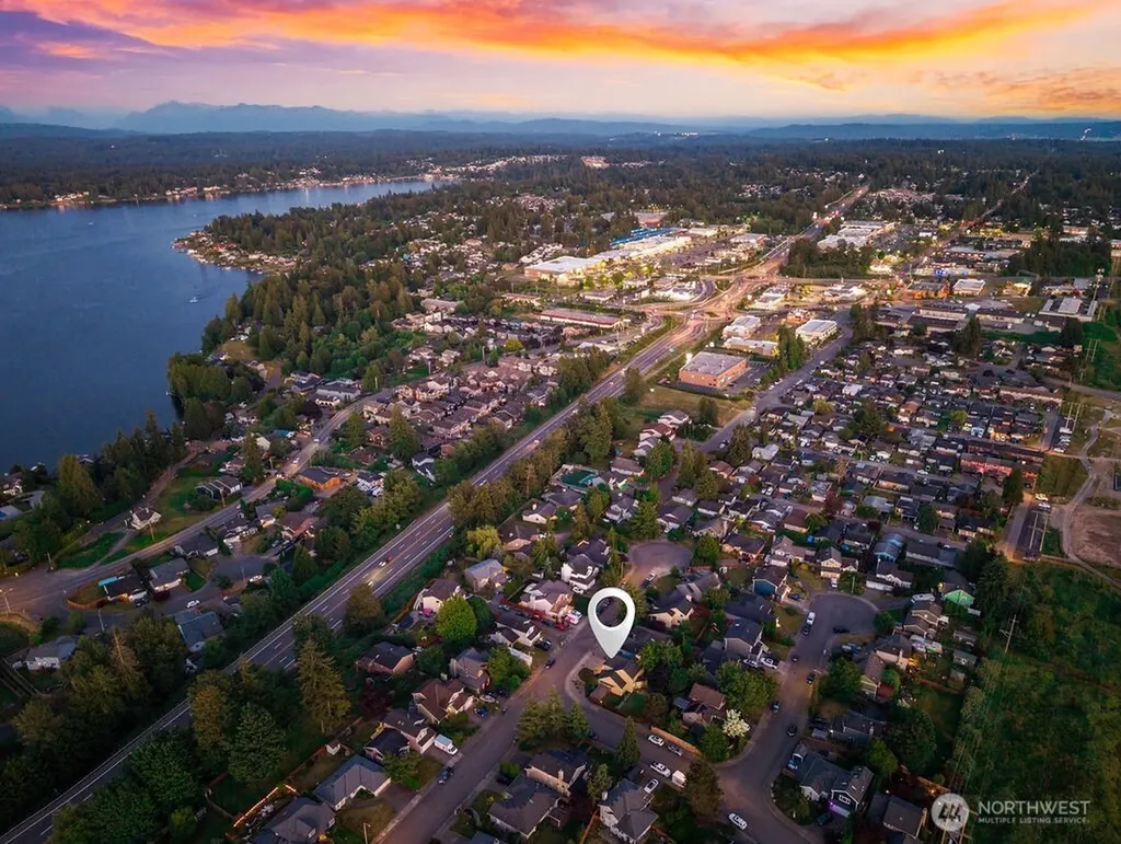 1412 90th Drive NE Lake Stevens WA 98258