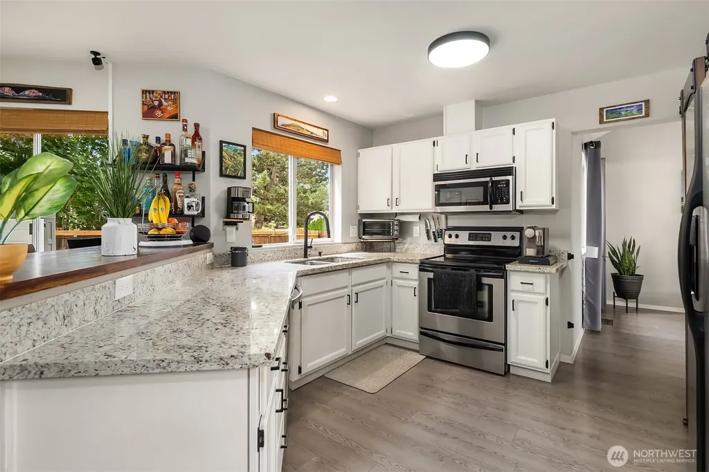 1412 90th Drive NE Lake Stevens WA 98258
