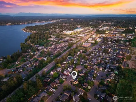 1412 90th Drive NE Lake Stevens WA 98258