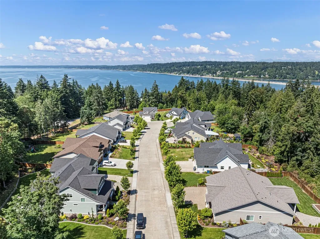 6105 132nd Street Ct NW Gig Harbor WA 98332