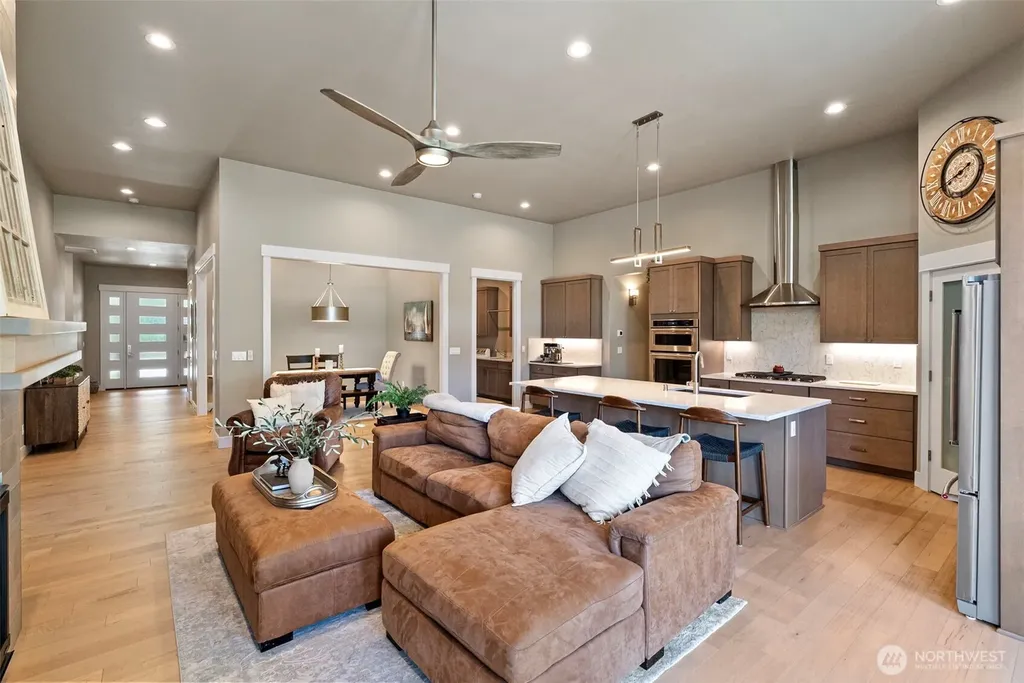 6105 132nd Street Ct NW Gig Harbor WA 98332