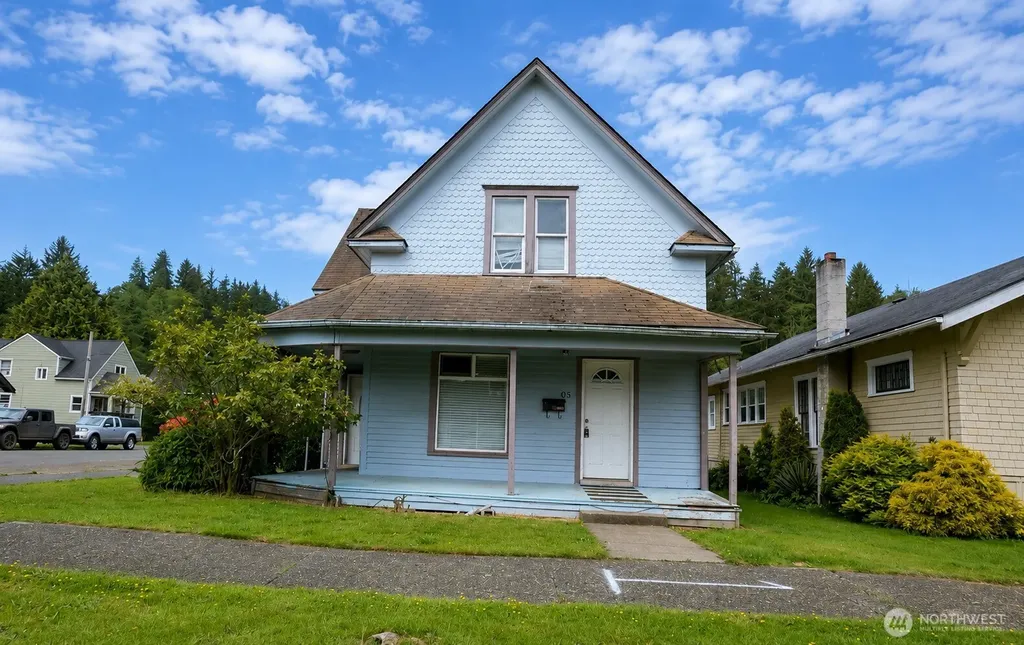 803 Monroe Street Hoquiam WA 98550