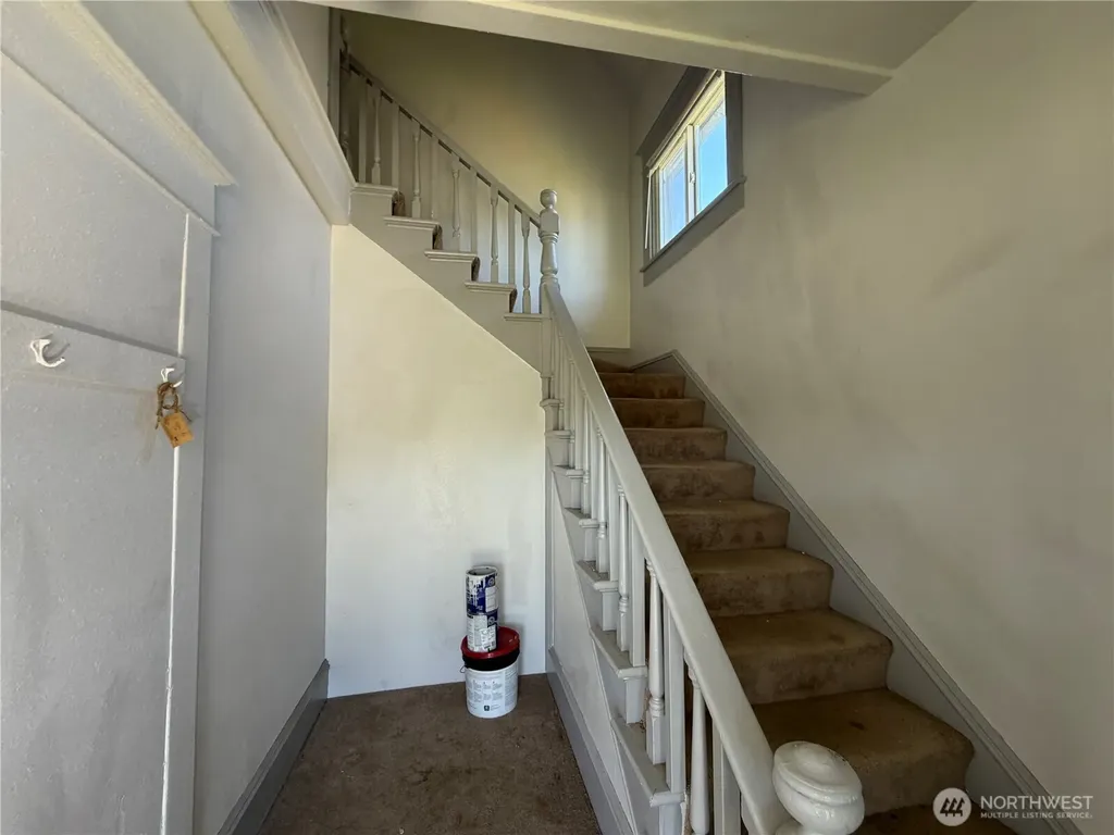 803 Monroe Street Hoquiam WA 98550