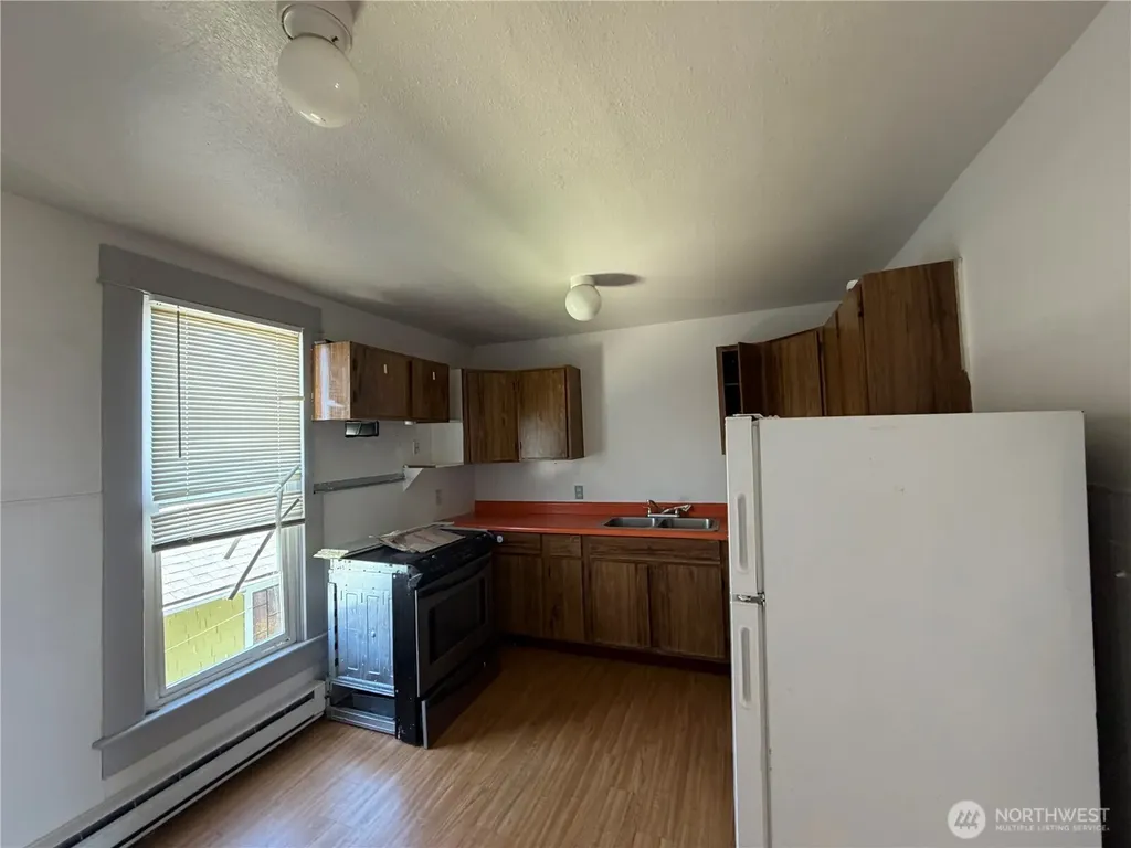 803 Monroe Street Hoquiam WA 98550