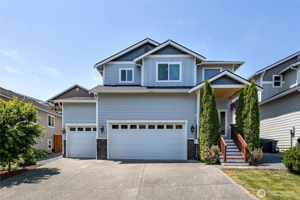 1420 E Gateway Heights Loop Sedro Woolley WA 98284