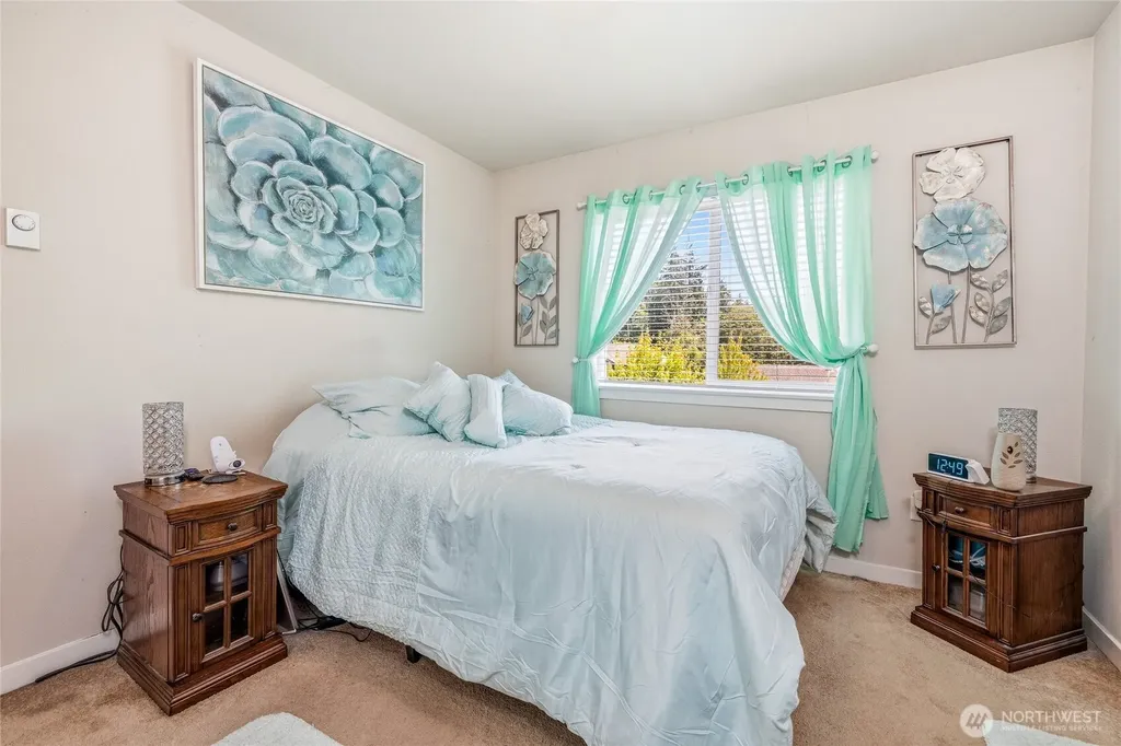 1420 E Gateway Heights Loop Sedro Woolley WA 98284