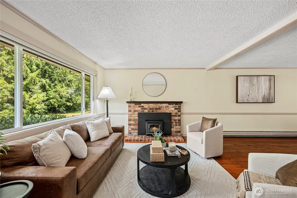 24825 SE 248th Street Maple Valley WA 98038