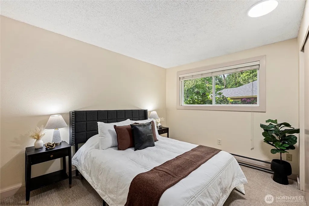 24825 SE 248th Street Maple Valley WA 98038