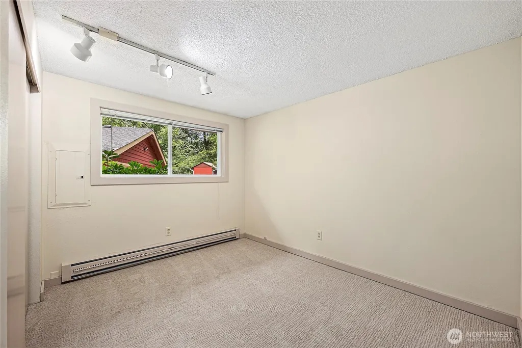 24825 SE 248th Street Maple Valley WA 98038