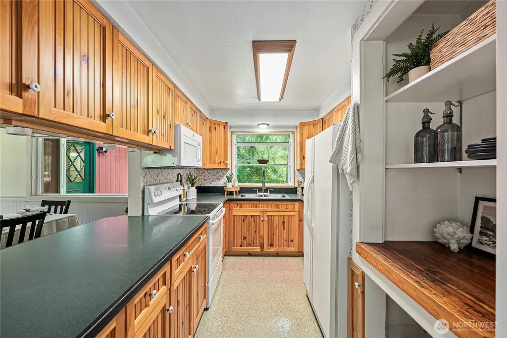 24825 SE 248th Street Maple Valley WA 98038