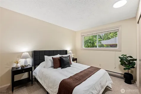 24825 SE 248th Street Maple Valley WA 98038