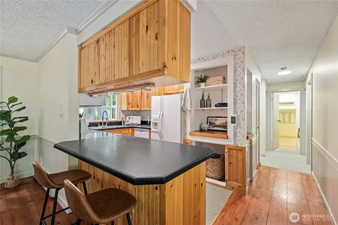 24825 SE 248th Street Maple Valley WA 98038