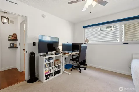 2703 Boylston Ave E #201 Seattle WA 98102
