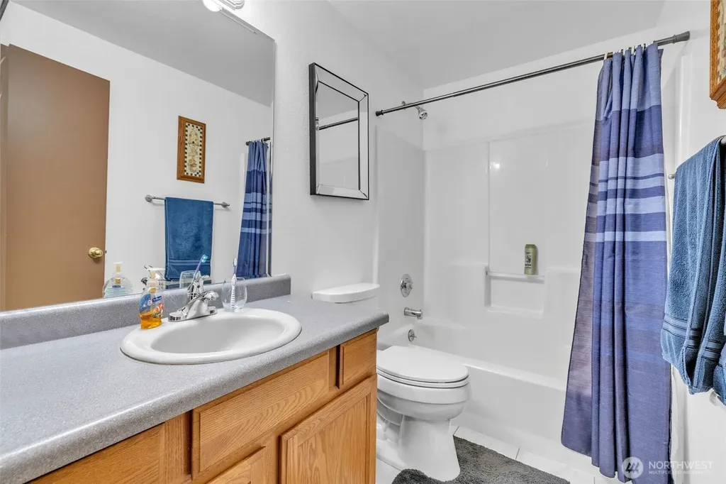 460 Meadow Lane Chehalis WA 98532