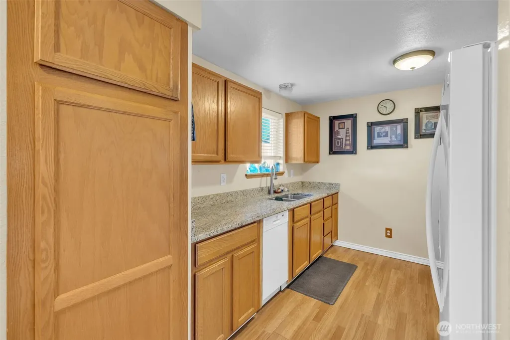 460 Meadow Lane Chehalis WA 98532