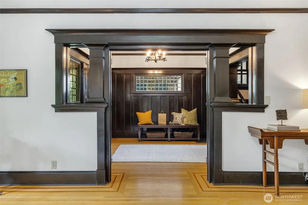 1000 15th Avenue E Seattle WA 98112