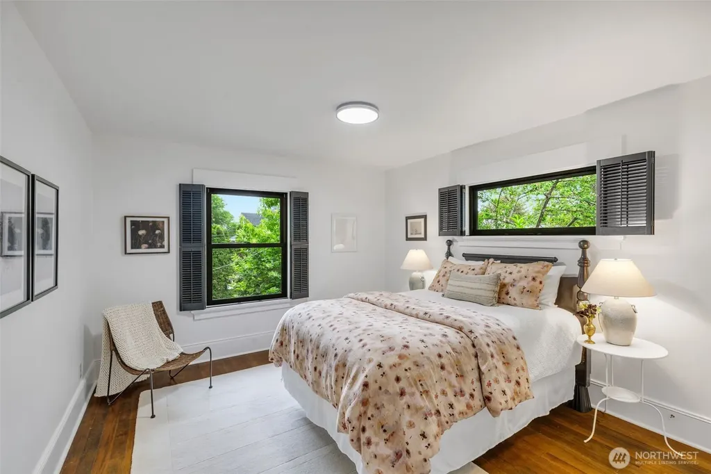 1000 15th Avenue E Seattle WA 98112