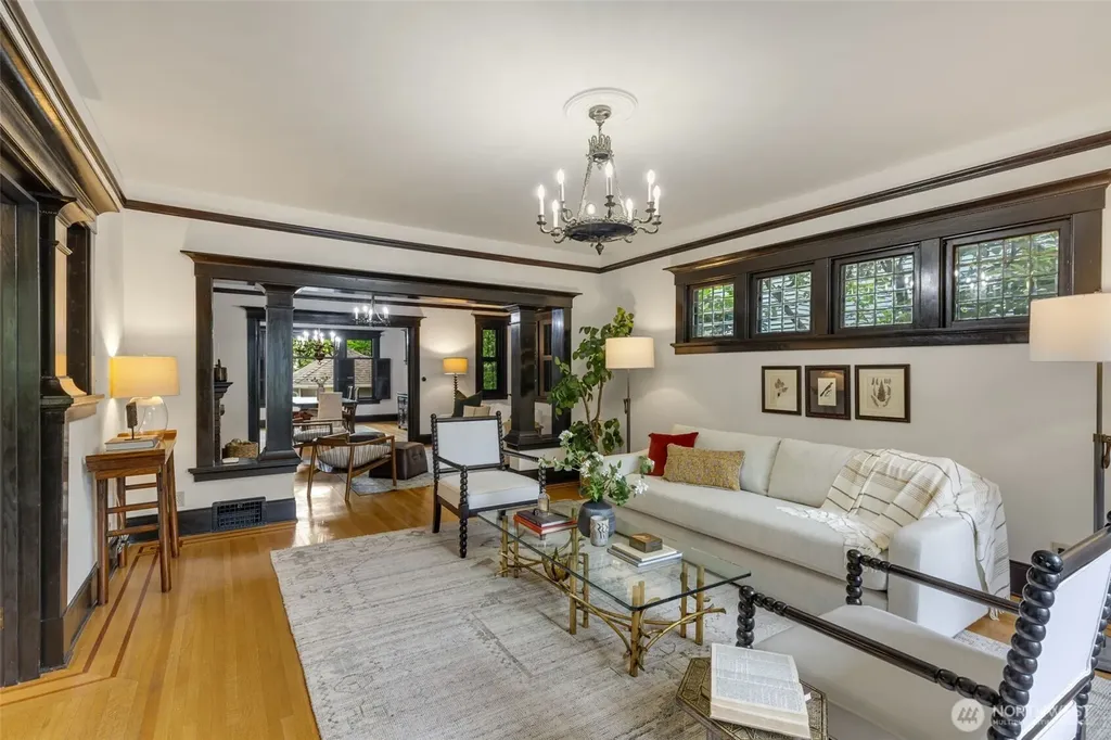 1000 15th Avenue E Seattle WA 98112