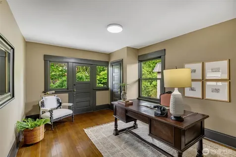 1000 15th Avenue E Seattle WA 98112