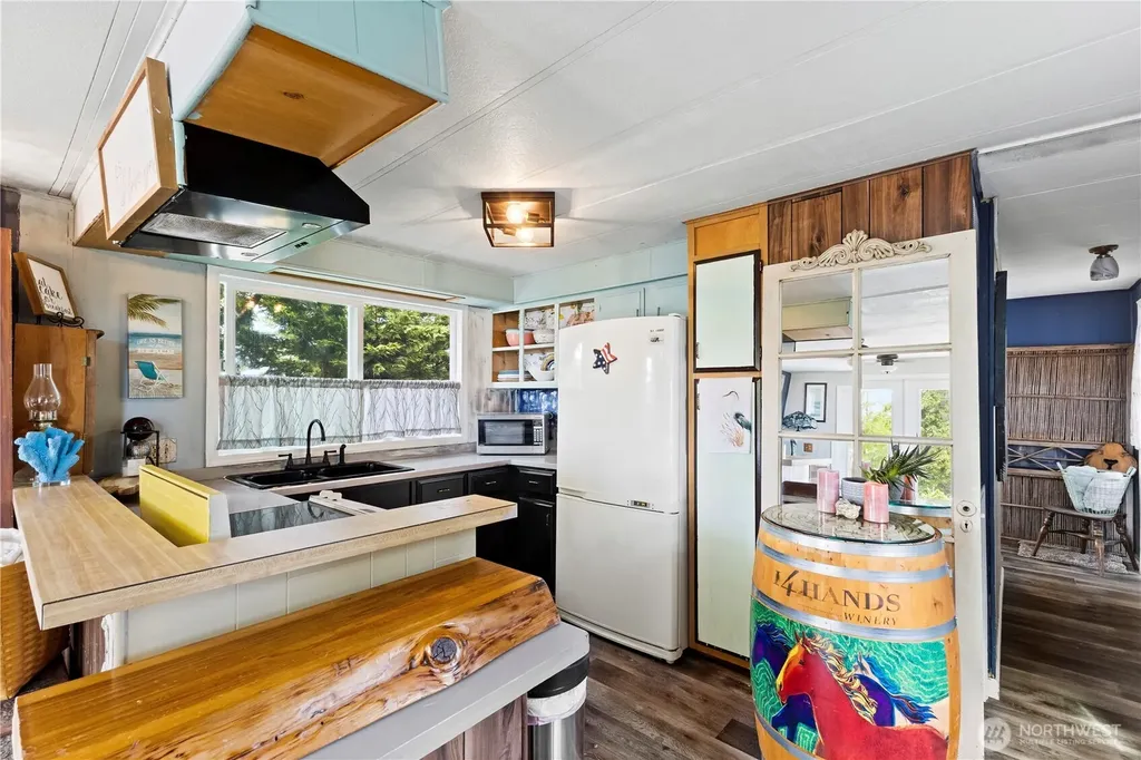 8080 Harborview Road Blaine WA 98230