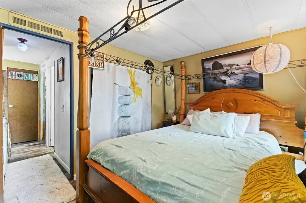 8080 Harborview Road Blaine WA 98230
