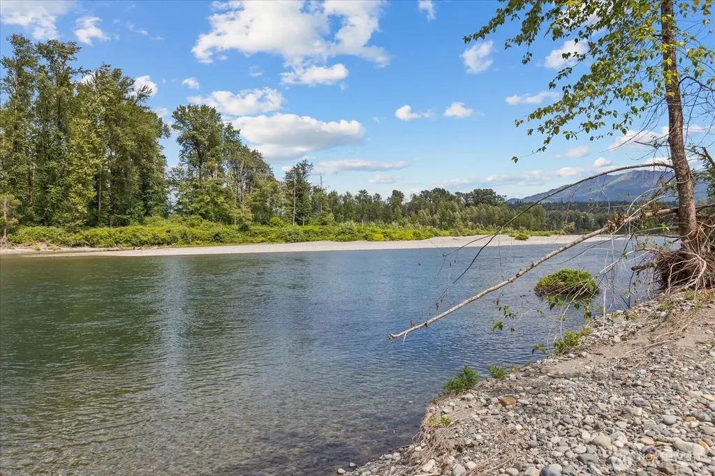 27511 170th Street SE Monroe WA 98272