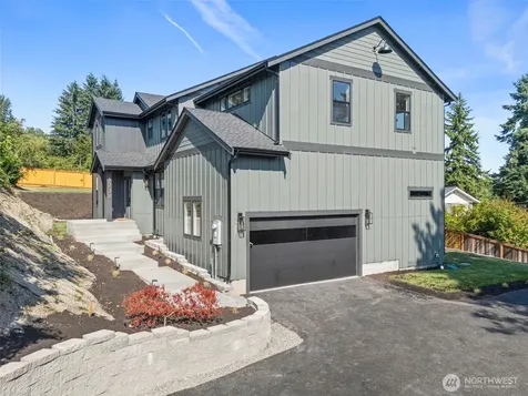 1238 9th Street SW Puyallup WA 98371