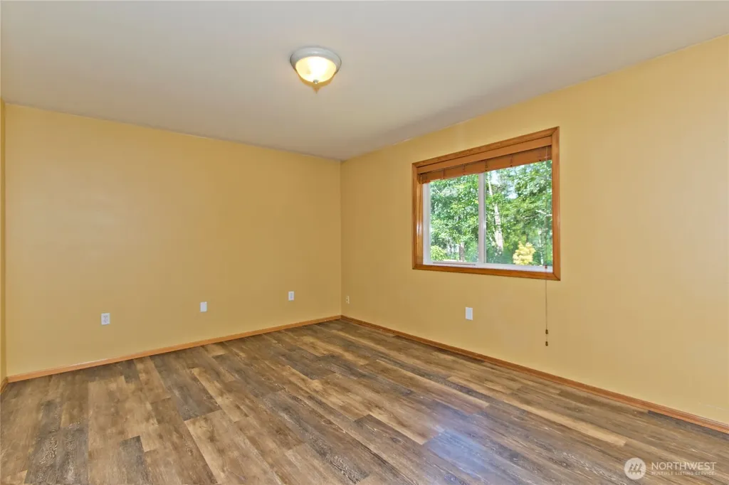 24608 SE 387th Street Enumclaw WA 98022