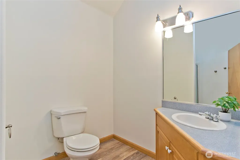 24608 SE 387th Street Enumclaw WA 98022