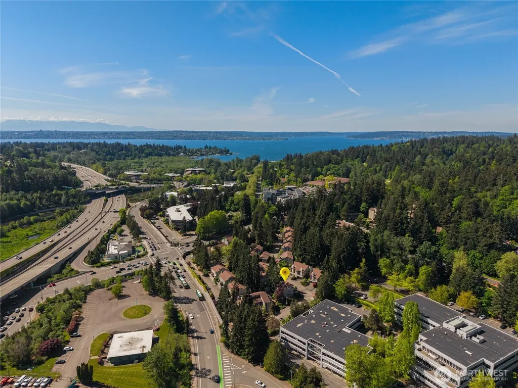 10919 NE 35th Place Bellevue WA 98004